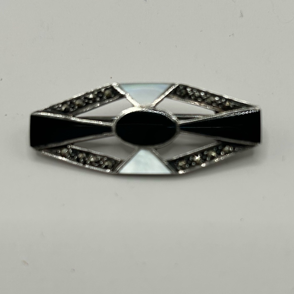 Vintage 1980’s Sterling Silver Brooch With Onyx, Marcasite, Mother of Pearl